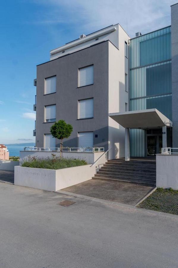 Zigo Modern Studio Apartment Near Beach Split Exterior photo